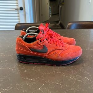 Nike air max 1 raging bull pimento from 2012 — red suede, 3M, size 9 men’s